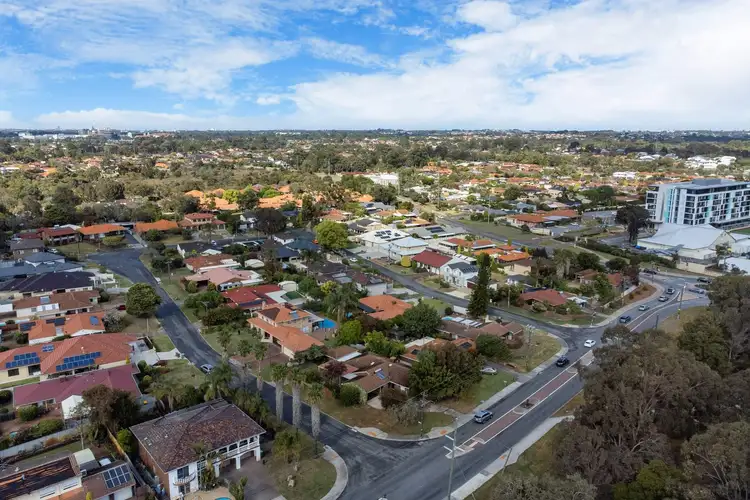 Second view of Homely house listing, 24 Hartung Way, Bull Creek WA 6149