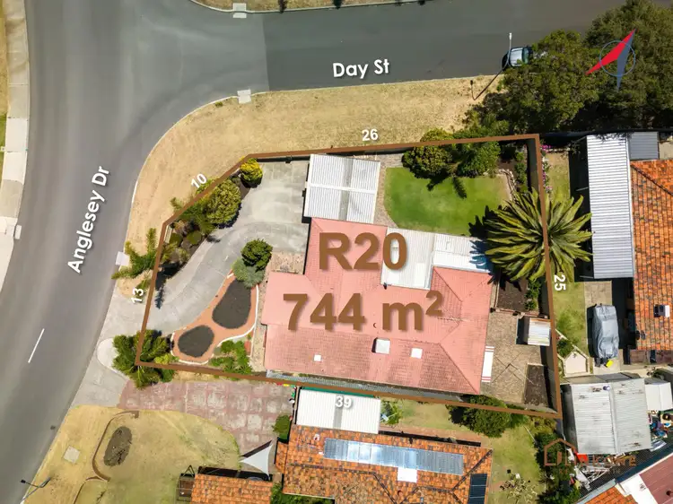 6 Anglesey Drive, Kardinya WA 6163