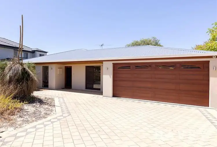 4 Greenwich Court, Kingsley WA 6026