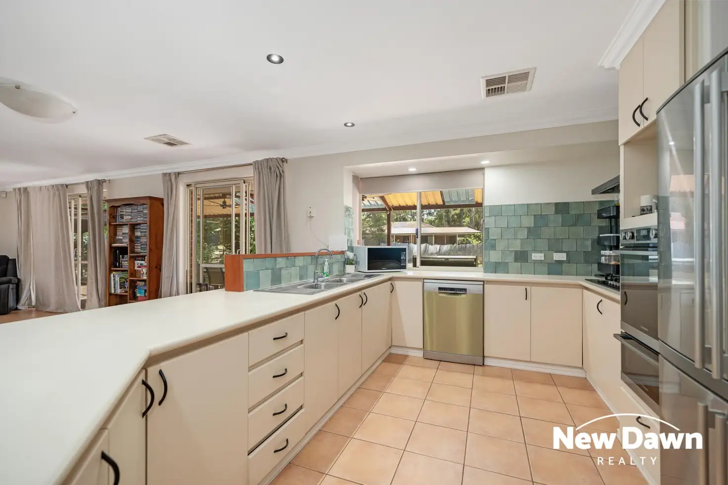 Main view of Homely house listing, 6 Huxham Glen, Mount Helena WA 6082