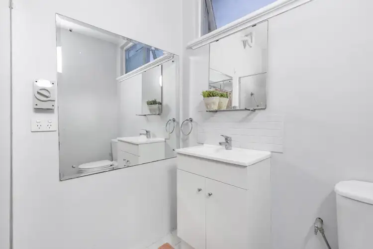 Fifth view of Homely apartment listing, 1/50 Kingston Avenue, West Perth WA 6005