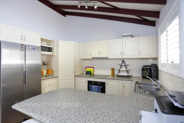 Fifth view of Homely house listing, 1 Cavanagh Court, Castletown WA 6450