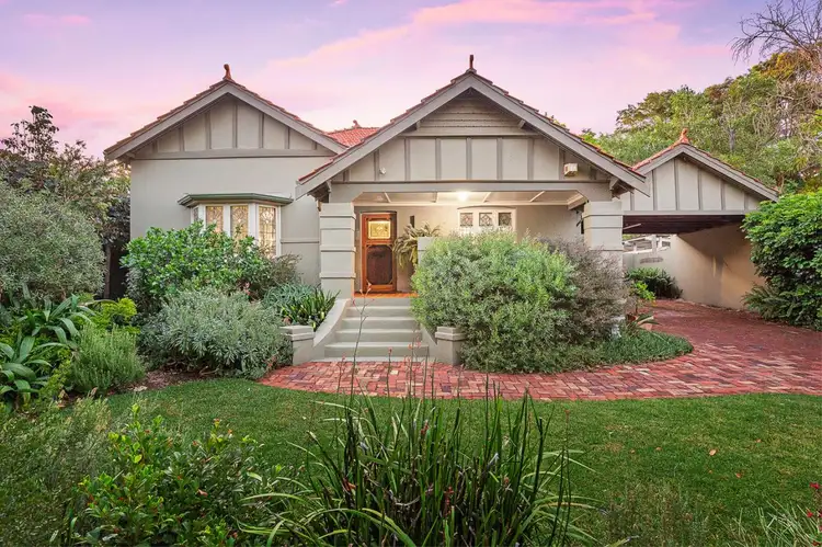 15 Kitchener Street, Nedlands WA 6009