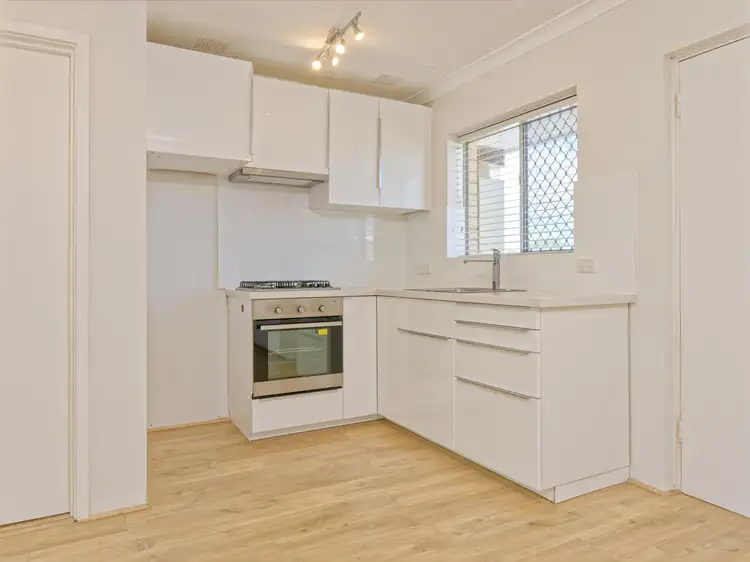 Main view of Homely unit listing, 10/10 Walter Road West, Inglewood WA 6052