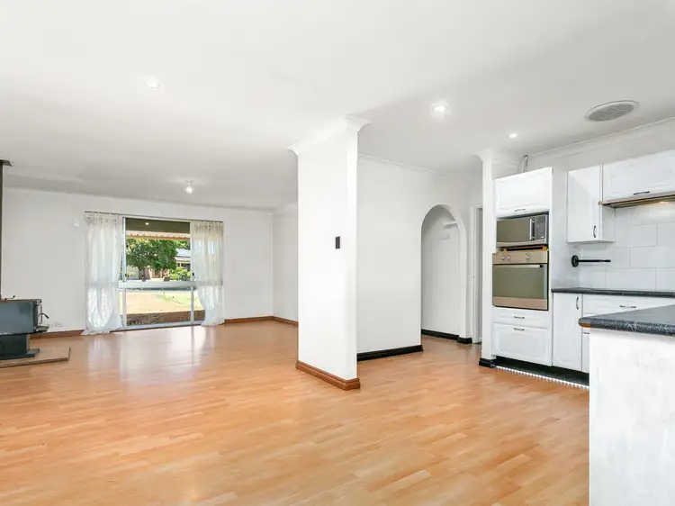 2 Hull Heights, Waroona WA 6215