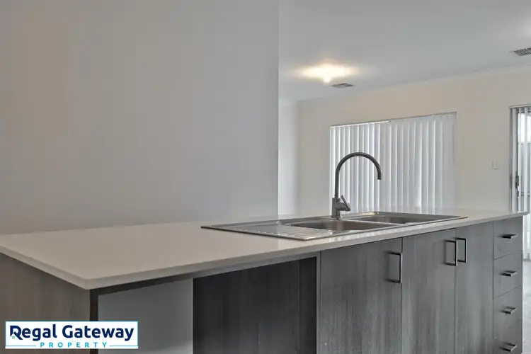 Sixth view of Homely house listing, 17 Halite Way, Treeby WA 6164