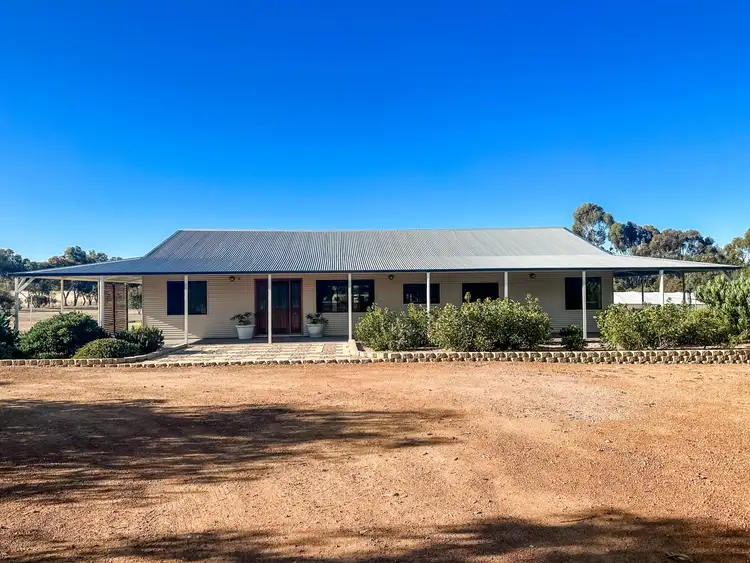 36 Reilly Street, Broomehill Village WA 6318