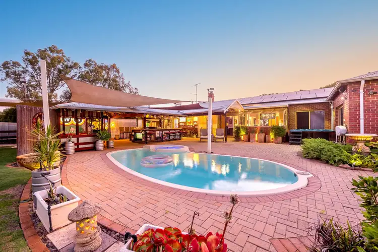 200 Hermitage Drive
