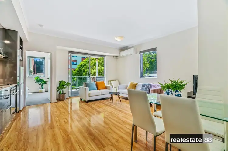 8/35 Wellington Street, East Perth WA 6004