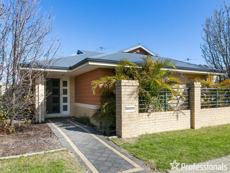 23 Yarra Promenade, Hammond Park WA 6164