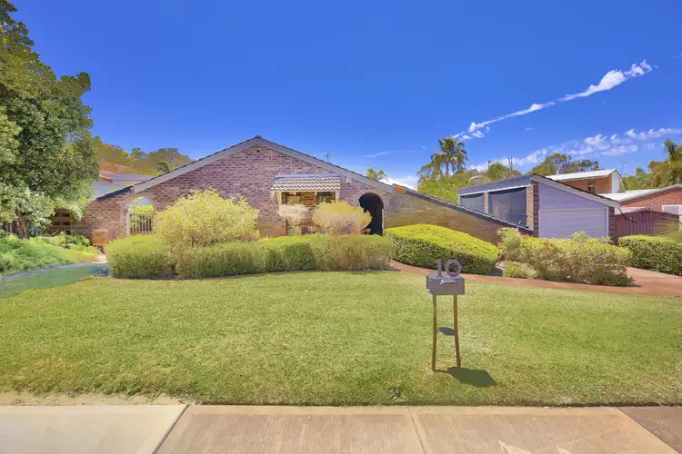 10 Alvaston Drive, Carine WA 6020