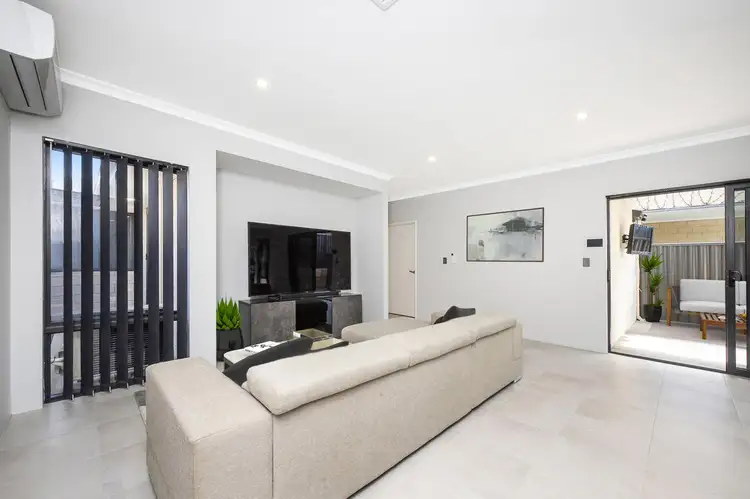 Sixth view of Homely house listing, 32 Castlereagh Way, Brabham WA 6055