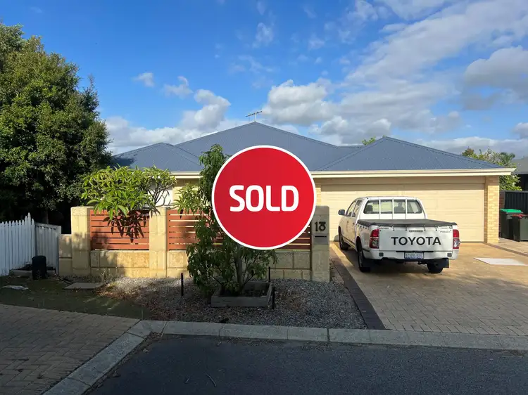 13 Langston Close, Port Kennedy WA 6172
