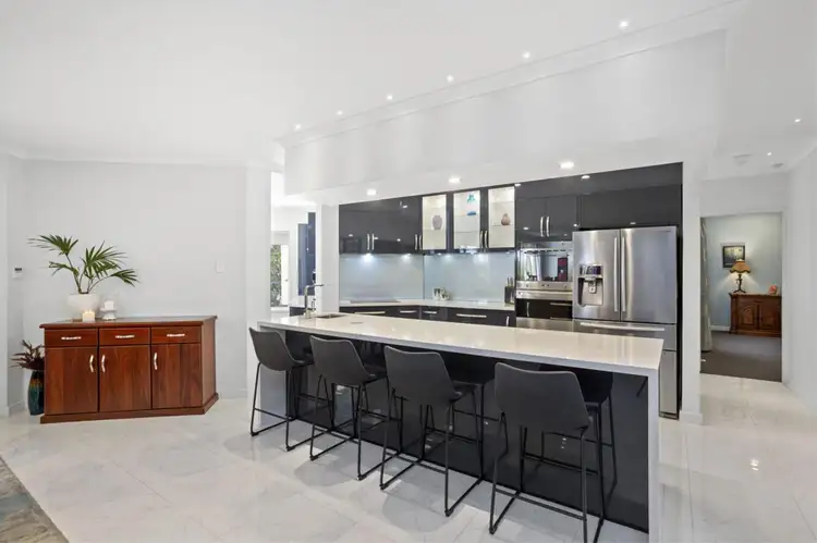 14 Akera Close, Hillarys WA 6025