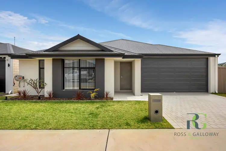 17 Daffodil Way, Karnup WA 6176