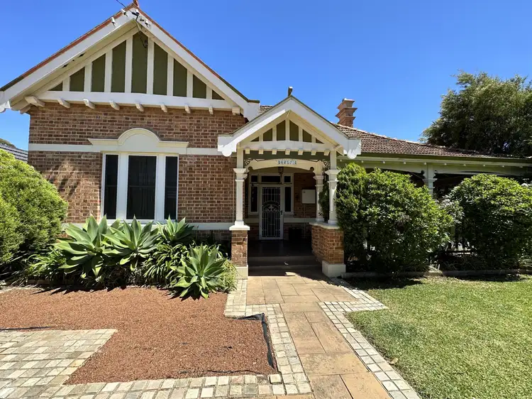 56 Avon Street, Katanning WA 6317