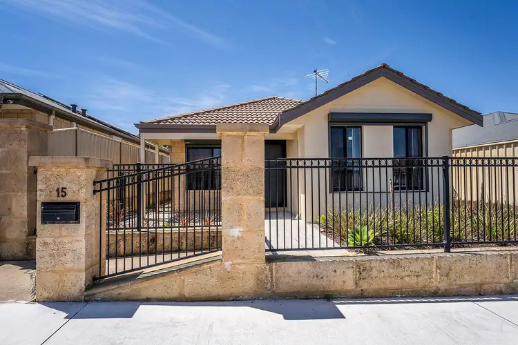 15 Payanna Grange, Lakelands WA 6180