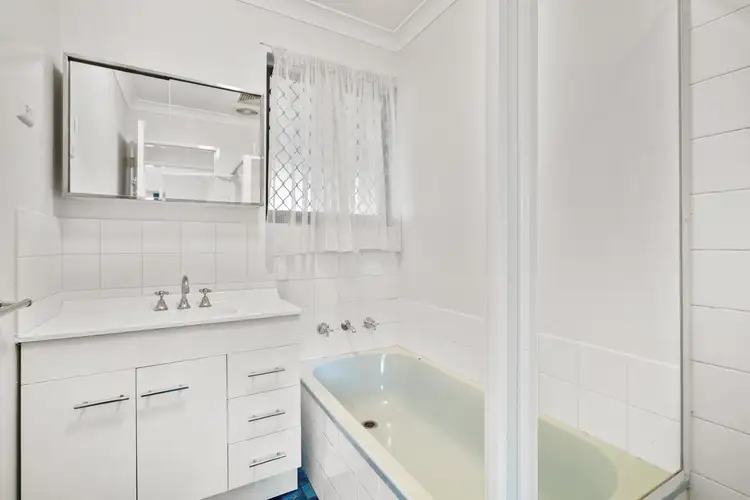 Seventh view of Homely house listing, 34 Quickly Crescent, Hamilton Hill WA 6163