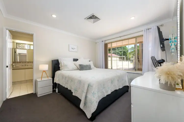 Seventh view of Homely house listing, 2/5 Ardmore Court, Meadow Springs WA 6210
