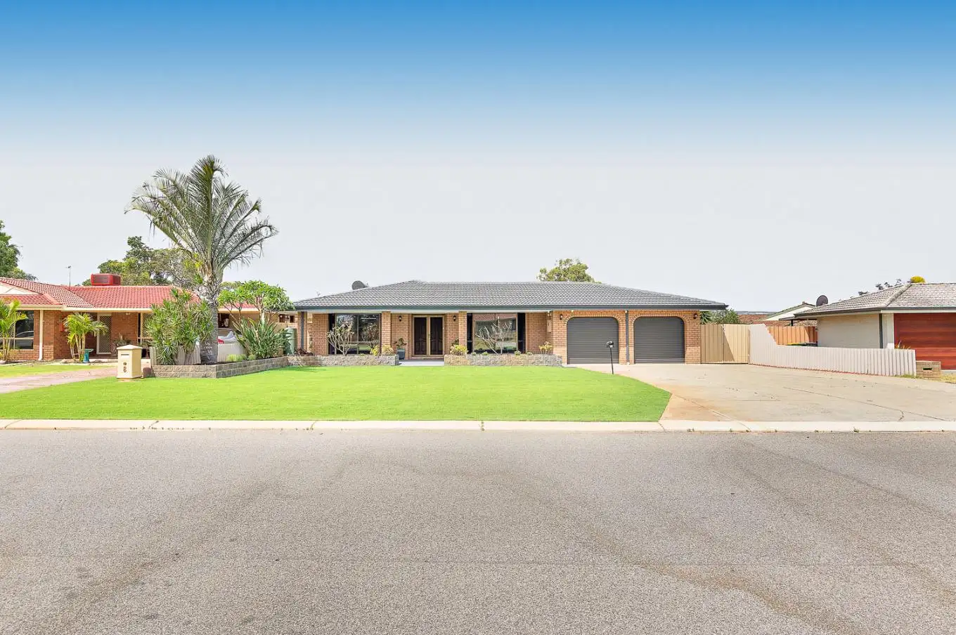 Main view of Homely house listing, 10 Crusader Drive, Thornlie WA 6108