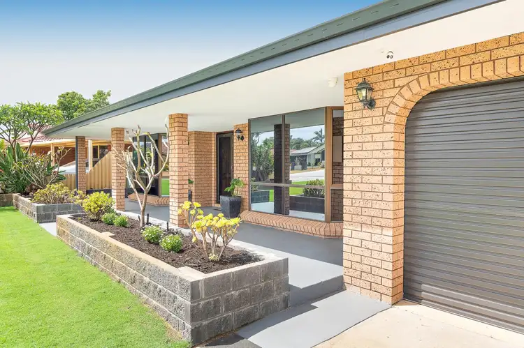 Second view of Homely house listing, 10 Crusader Drive, Thornlie WA 6108