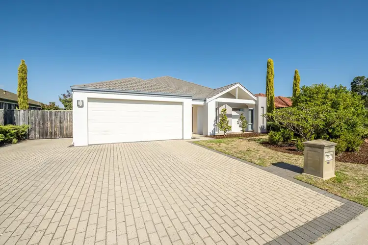 123 Roxburghe Drive, The Vines WA 6069