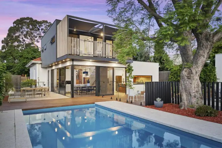 7 Willcock Avenue, Daglish WA 6008