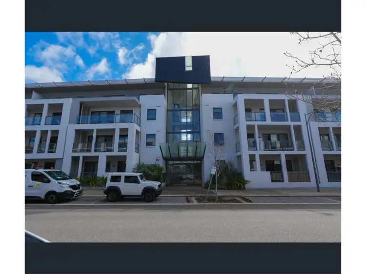 2/1 Stockton Bend, Cockburn Central WA 6164