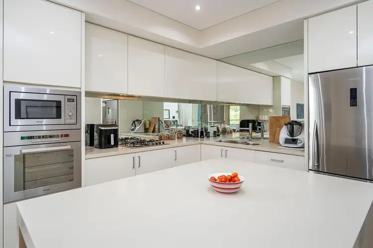 Sixth view of Homely house listing, 22 Dunlin Way, Coodanup WA 6210
