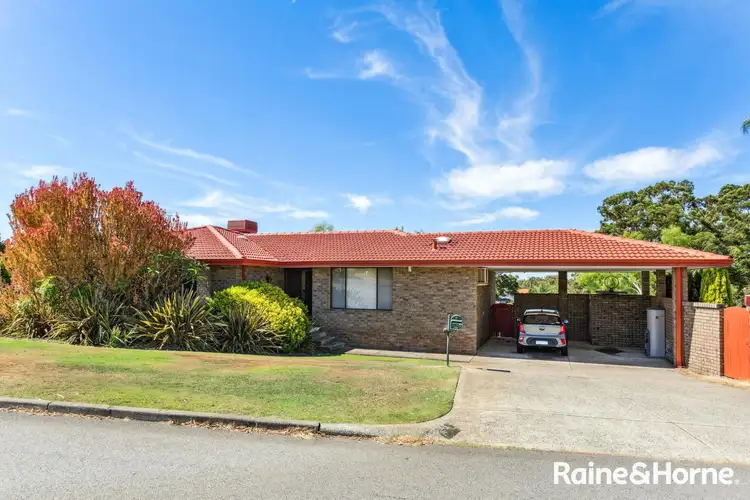4 Norfolk Lane, Ballajura WA 6066
