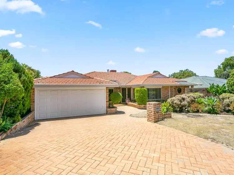 41 Ten Seldam Circle, Winthrop WA 6150
