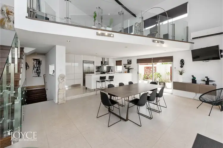 7D Wilton Place, Scarborough WA 6019