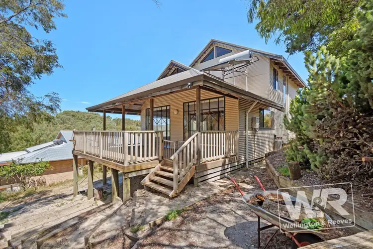 83 Wilson Street, Little Grove WA 6330