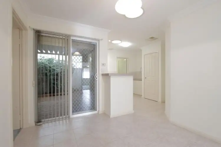 Fifth view of Homely unit listing, 4/12 Kanimbla Street, Bicton WA 6157