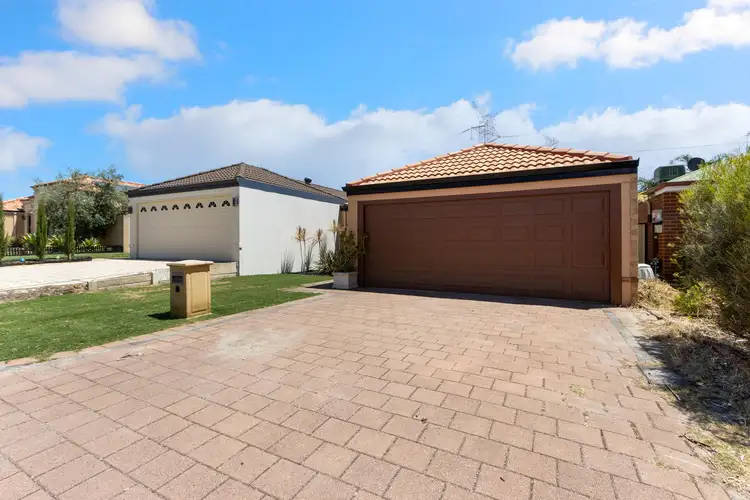 22A Ellesmere Circuit, Success WA 6164