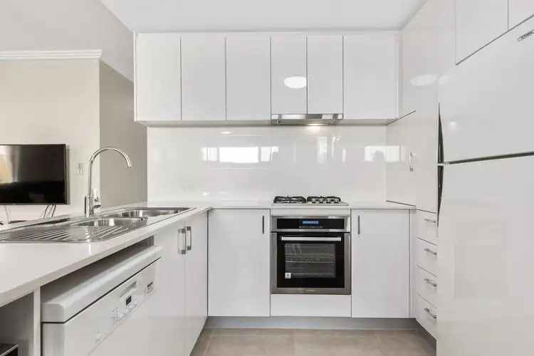 Sixth view of Homely villa listing, 3/123 Forrest Road, Hamilton Hill WA 6163