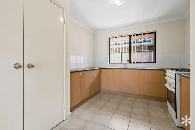 Fifth view of Homely villa listing, 6/31 Gillen Way, Success WA 6164