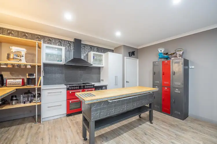 Sixth view of Homely house listing, 17 Narran Place, Swan View WA 6056