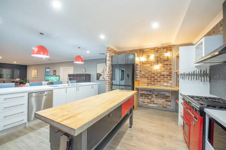 Seventh view of Homely house listing, 17 Narran Place, Swan View WA 6056
