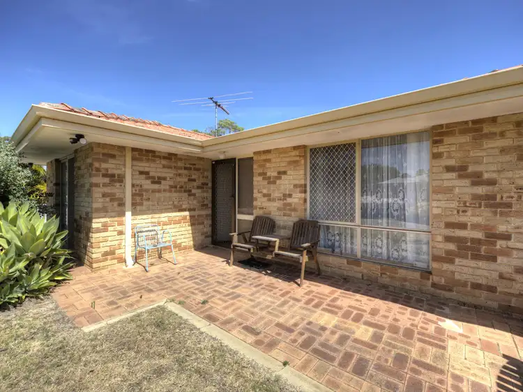Fourth view of Homely house listing, 4 Reeves Place, Swan View WA 6056