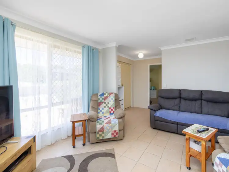 Sixth view of Homely house listing, 4 Reeves Place, Swan View WA 6056