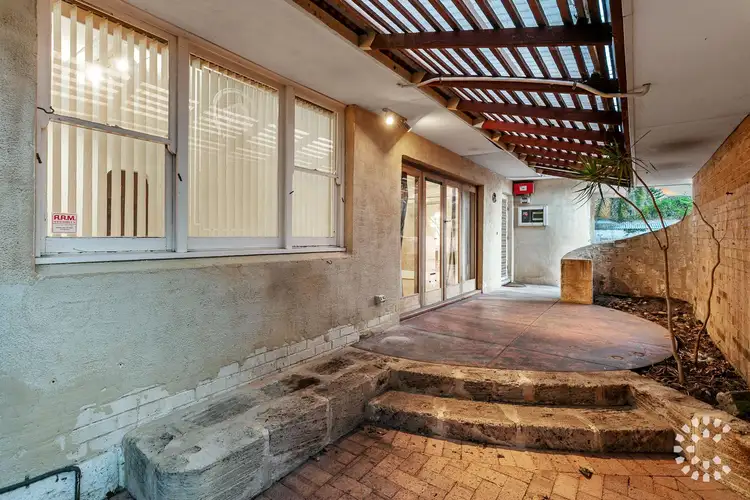 30 Paget Street, Hilton WA 6163