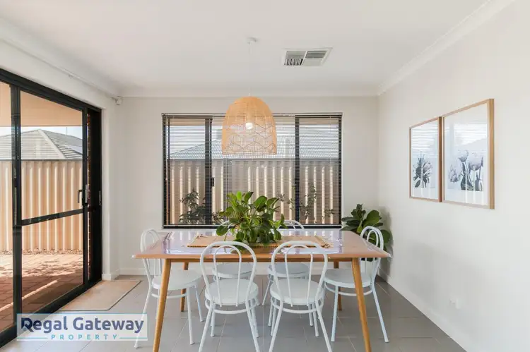 Fifth view of Homely house listing, 4/15 Araluen Bend, Aubin Grove WA 6164