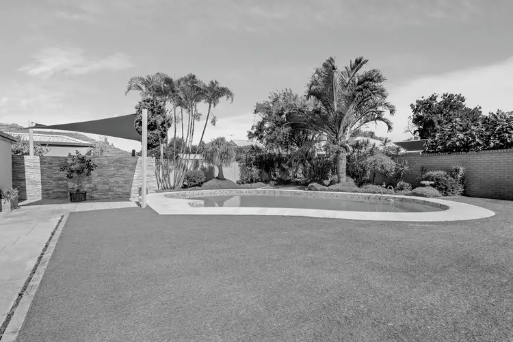 95 Corinthian Road West, Shelley WA 6148