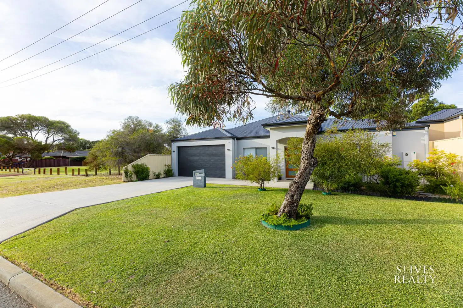 Main view of Homely house listing, 9 Piercy Way, Kardinya WA 6163