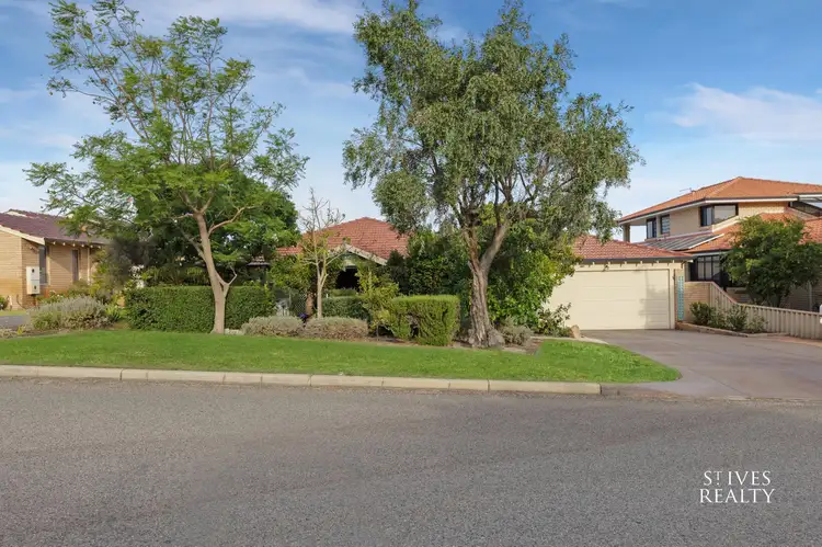 44 Robertson Road, Kardinya WA 6163