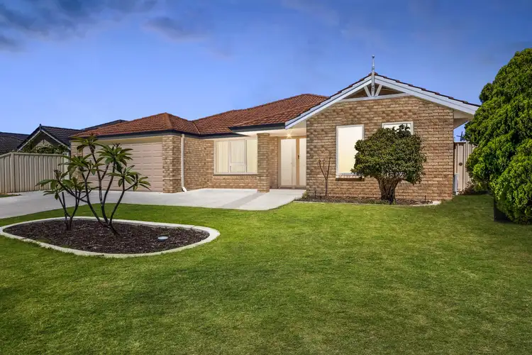 2 Diosma Way, Canning Vale WA 6155