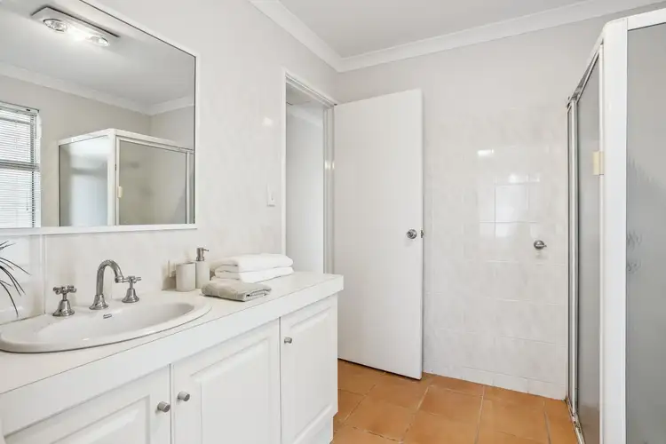 Fifth view of Homely house listing, 2/31 Fisherton Circuit, Kinross WA 6028