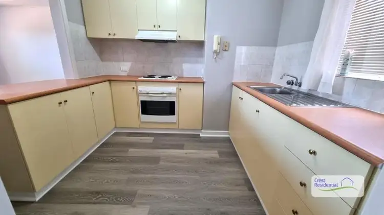 Fifth view of Homely unit listing, 16/11 Jacques Place, Orelia WA 6167