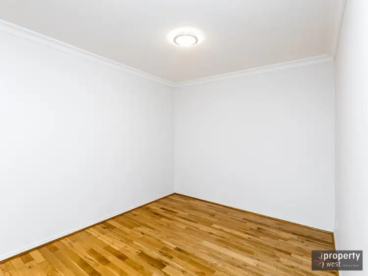 Sixth view of Homely house listing, 33 Thornbill Meander, Joondalup WA 6027